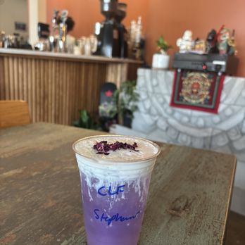 Ollin Cafetzin - Coffee & Tea Near Me - Aurora, Colorado