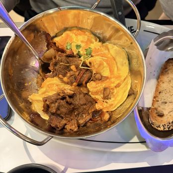 L’Avenue - Steak and eggs - Breakfast & Brunch Near Me - Toronto, Ontario