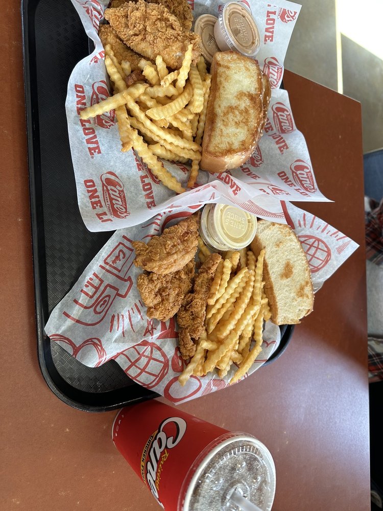 RAISING CANE’S CHICKEN FINGERS 17 Photos & 19 Reviews 2364 S Range