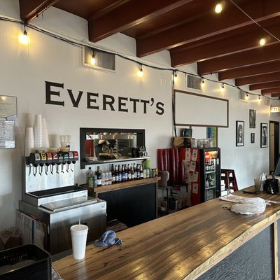 Everett's by null