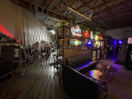 Grey Horse Saloon by null