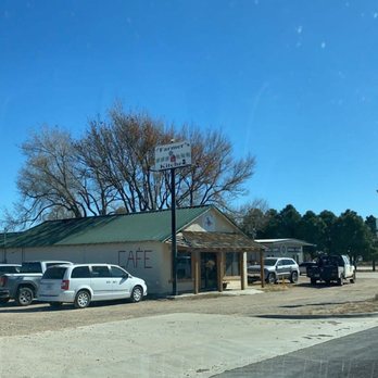 The Farmer’s Kitchen - cars parked in a parking lot - American Near Me - Hartley, Texas The Farmer’s Kitchen - cars parked in a parking lot - American Near Me - Hartley, Texas