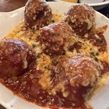 Olive Garden - Kapolei - Meatball appetizer. Excellent. - Italian Near Me - Kapolei, Hawaii Olive Garden - Kapolei - Meatball appetizer. Excellent. - Italian Near Me - Kapolei, Hawaii