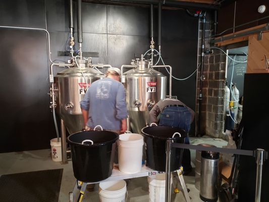 Lost Towns Brewing by null