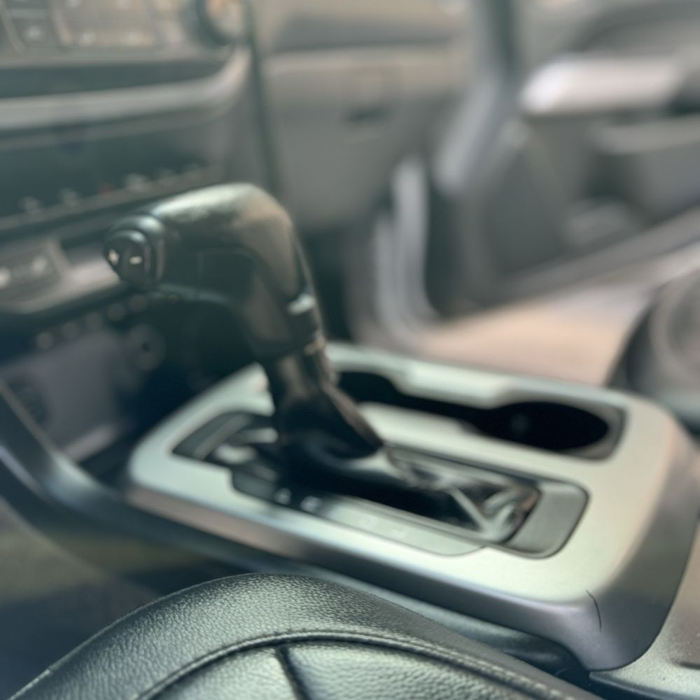 DETAIL MASTERS Updated August 2024 12 Photos 801 N Main St