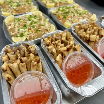 MK’S Kitchen - MK'S Party Pack - 25 pcs of Lumpia and Small Tray of Chicken Pancit - Food Trucks Near Me - Murrieta, California