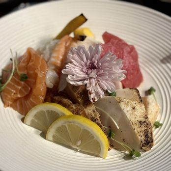 Joyce's Sushi - Japanese Near Me - Rancho Mirage, California