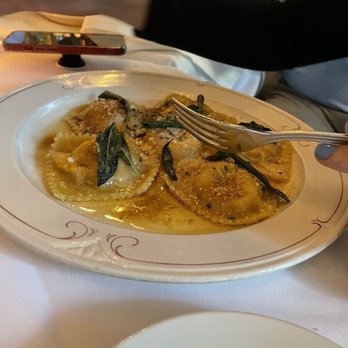 Porto Leggero - Butternut squash ravioli - Italian Near Me - Jersey City, New Jersey Porto Leggero - Butternut squash ravioli - Italian Near Me - Jersey City, New Jersey