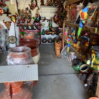 Curiousidades Lara - Souvenir Shops Near Me - Mesquite, Nevada Curiousidades Lara - Souvenir Shops Near Me - Mesquite, Nevada