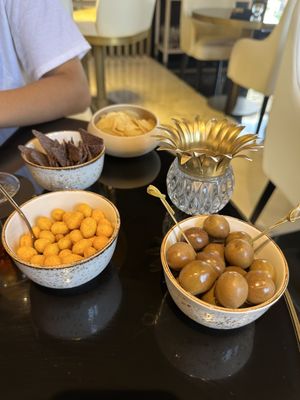 Divinity Restaurant & Lounge Bar by null