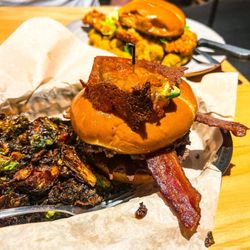 Eighth & Main Burger