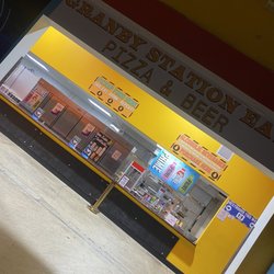 SK8 House Newport News - Food & Drinks Area
