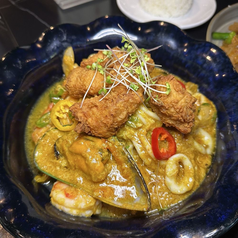 Prem Thai Restaurant and Noodle Bar - Seafood Karee - Thai Near Me - Brooklyn, New York Prem Thai Restaurant and Noodle Bar - Seafood Karee - Thai Near Me - Brooklyn, New York
