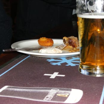 Three Tuns - Pubs Near Me - Tamworth, STS