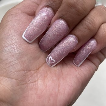 Diamond Nails - Nail Salons Near Me - Lancaster, California