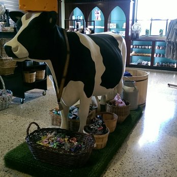 Mars Cheese Castle - Bakeries Near Me - Kenosha, Wisconsin Mars Cheese Castle - Bakeries Near Me - Kenosha, Wisconsin