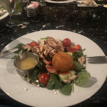 Silo Falls - Strawberry salad with chicken - Venues & Event Spaces Near Me - Brookeville, Maryland Silo Falls - Strawberry salad with chicken - Venues & Event Spaces Near Me - Brookeville, Maryland