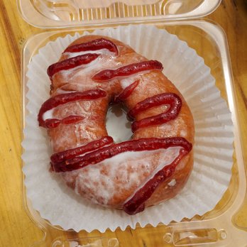 Bloom Roadside - Raspberry white chocolate - Donuts Near Me - Milton, Georgia