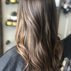 Salon Medusa - Foliage and tone by Ashley