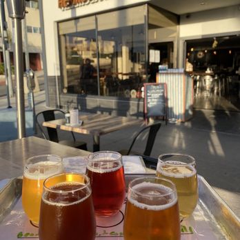 Hermosa Brewing - Brewpubs Near Me - Hermosa Beach, California Hermosa Brewing - Brewpubs Near Me - Hermosa Beach, California