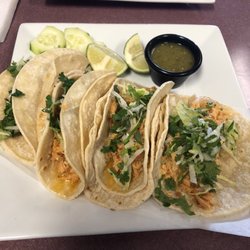El Manantial - Tinga Tacos :)