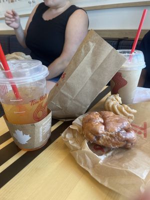 Tim Hortons by null