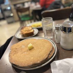The Pancake Shop - Apple pancakes