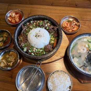 Jin Cook - 돌솥 불고기 / Bulgogi Hot Stone and 닭곰탕 / Chicken Soup - Korean Near Me - Buena Park, California