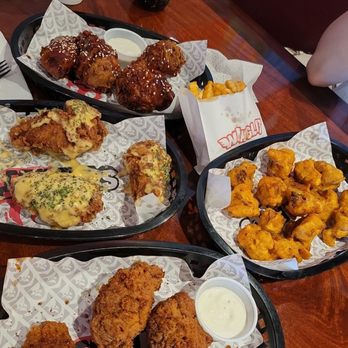 Winglit - Burgers Near Me - Sacramento, California Winglit - Burgers Near Me - Sacramento, California
