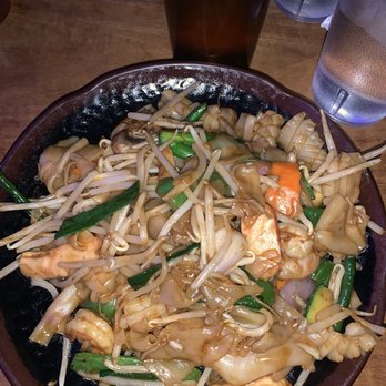 Ke Zhang - Seafood chow fun - Chinese Near Me - Flushing, New York