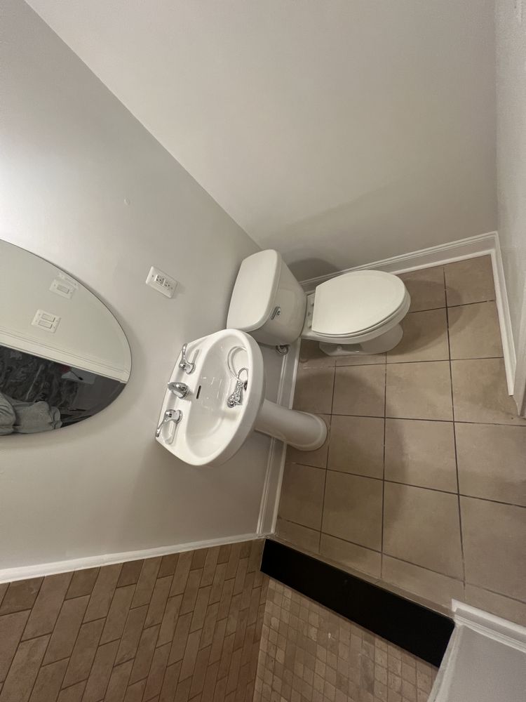 Slide of RB Construction & Design