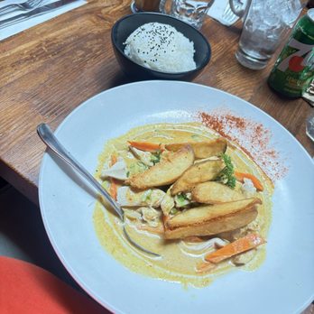 Blackwood - Thai Near Me - San Francisco, California
