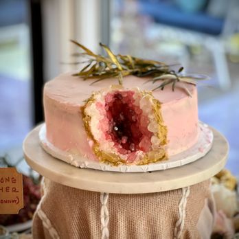 Minx Cakes - Desserts Near Me Minx Cakes - Desserts Near Me