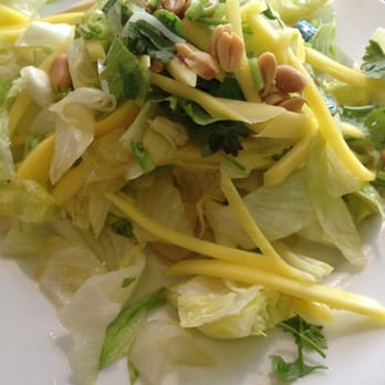 Halong Bay - Papaya Salat - Vietnamese Near Me - Munich, BY