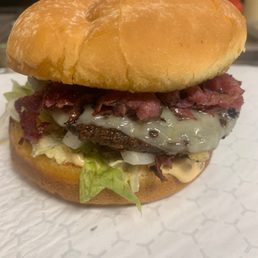 Pastrami Burger