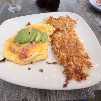 Vineyard Cafe - California scramble - Breakfast & Brunch Near Me - Oxnard, California