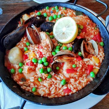 Sam's Chowder House - Seafood Paella - Seafood Near Me - Half Moon Bay, California Sam's Chowder House - Seafood Paella - Seafood Near Me - Half Moon Bay, California