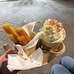 Chocolat-Box - Hot chocolate and churros