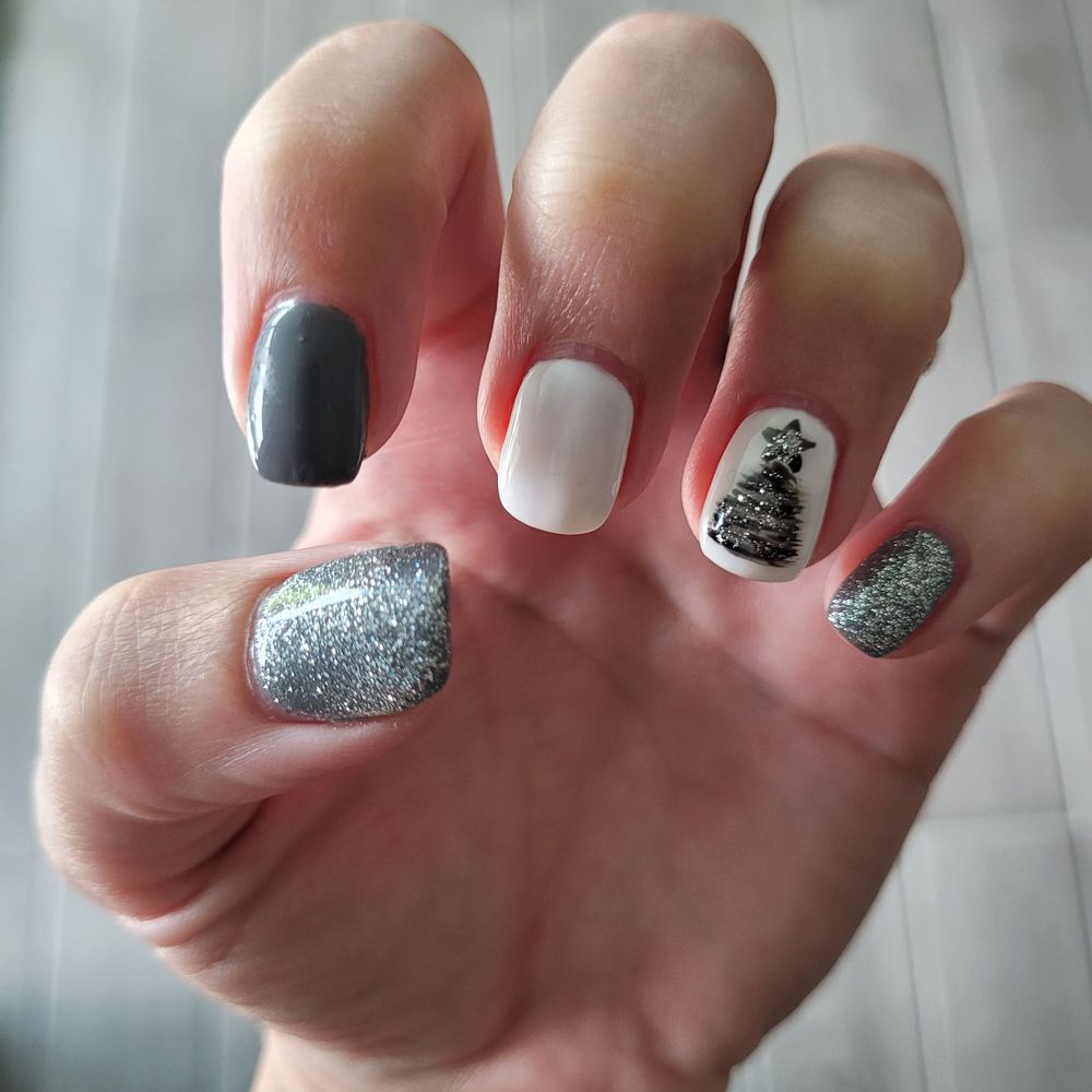 BIJOU Nail Spa - Beautiful holiday nails! - Nail Salons Near Me - Altamonte Springs, Florida BIJOU Nail Spa - Beautiful holiday nails! - Nail Salons Near Me - Altamonte Springs, Florida