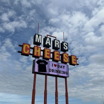Mars Cheese Castle - Bakeries Near Me - Kenosha, Wisconsin Mars Cheese Castle - Bakeries Near Me - Kenosha, Wisconsin