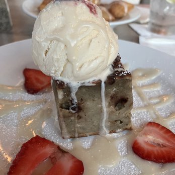 Lighthouse - Banana Bread Pudding - Breakfast & Brunch Near Me - Newport Beach, California
