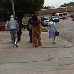 Kansas Sampler Festival - Yellow brick road?!
