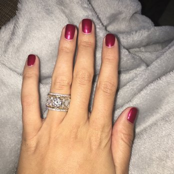 Model Nails - Gel manicure - Nail Salons Near Me - Williamsville, New York