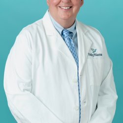 Dr David J Kuchar