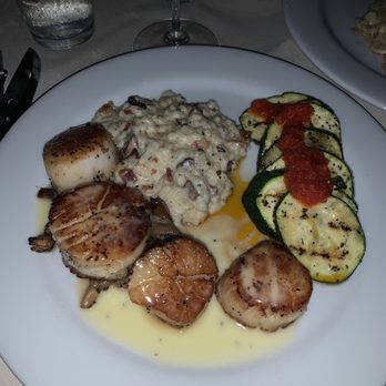 Signature Grill - Scallops with risotto and grilled zucchini - Seafood Near Me - Edmond, Oklahoma Signature Grill - Scallops with risotto and grilled zucchini - Seafood Near Me - Edmond, Oklahoma