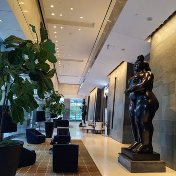 Four Seasons Hotel Miami - Vacation Rentals Near Me - Miami, Florida Four Seasons Hotel Miami - Vacation Rentals Near Me - Miami, Florida