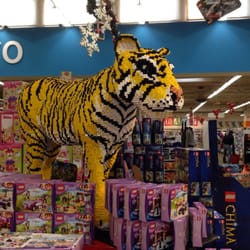 Centro Commerciale Montebello - Tigre in lego