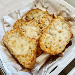 Orsi's Italian Bakery & Pizzeria - Cheese bread