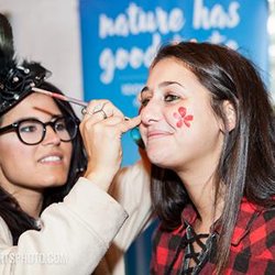 Love Peace and Paint - Sara from Yelp NJ herself! Getting Yelp Logos!