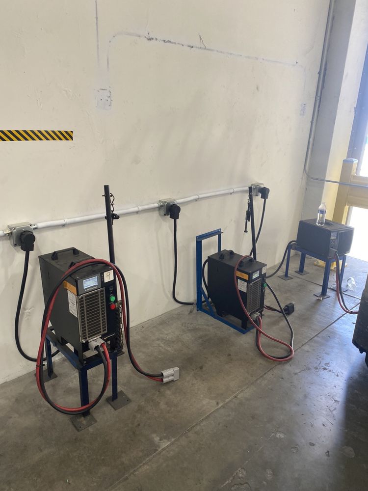 Slide of Rough & Rugged Electric